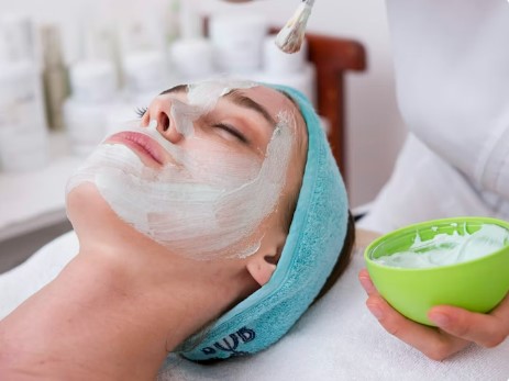 Lash extension application at Aurora Beauty Lounge